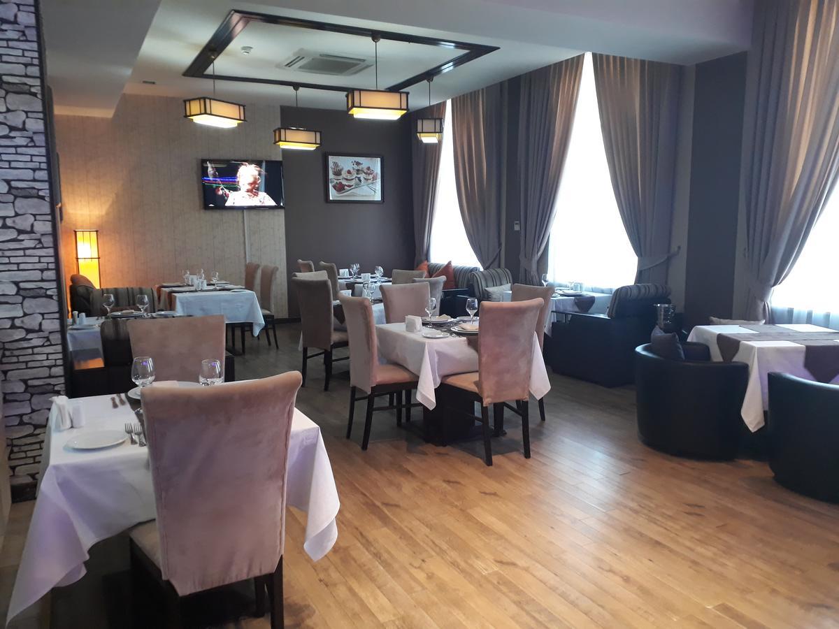 Caspian Ulduz Hotel Bakoe Buitenkant foto