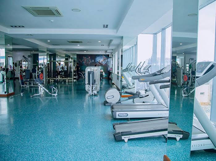 Caspian Ulduz Hotel Bakoe Buitenkant foto